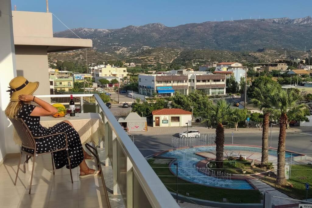 Apartment 95 M2, Center Of Sitia, Wifi, 350M Beach Exterior photo